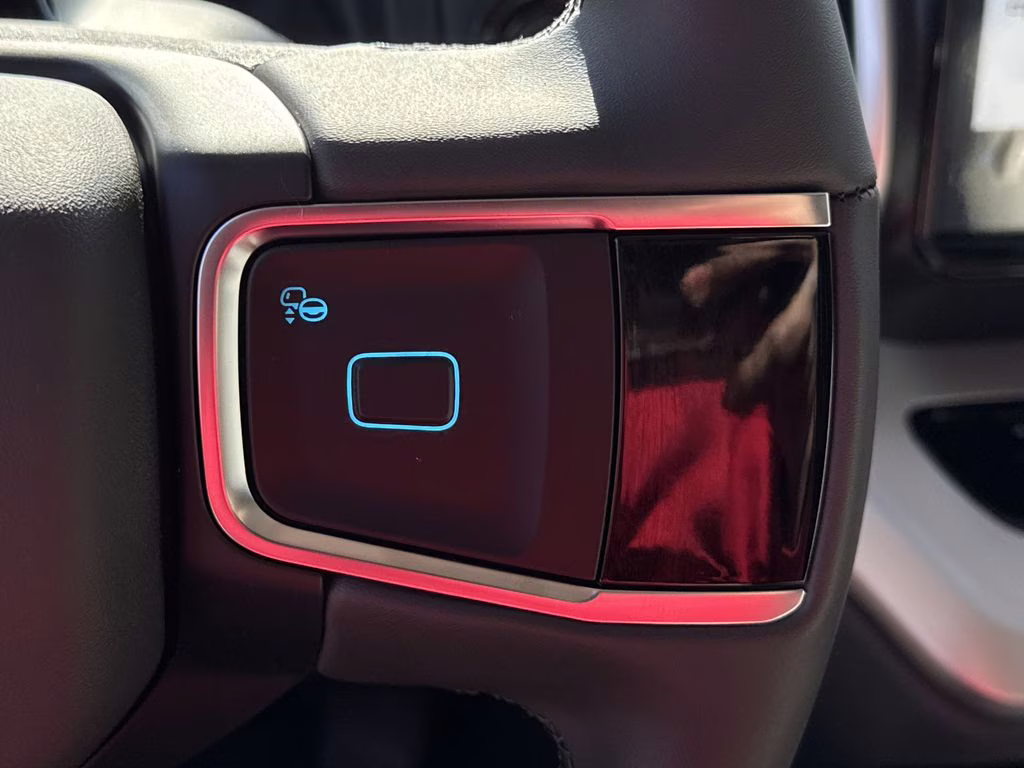 2026 White Metallic Ford Expedition Max Active RWD SUV