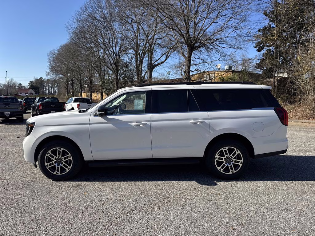 2026 White Metallic Ford Expedition Max Active RWD SUV