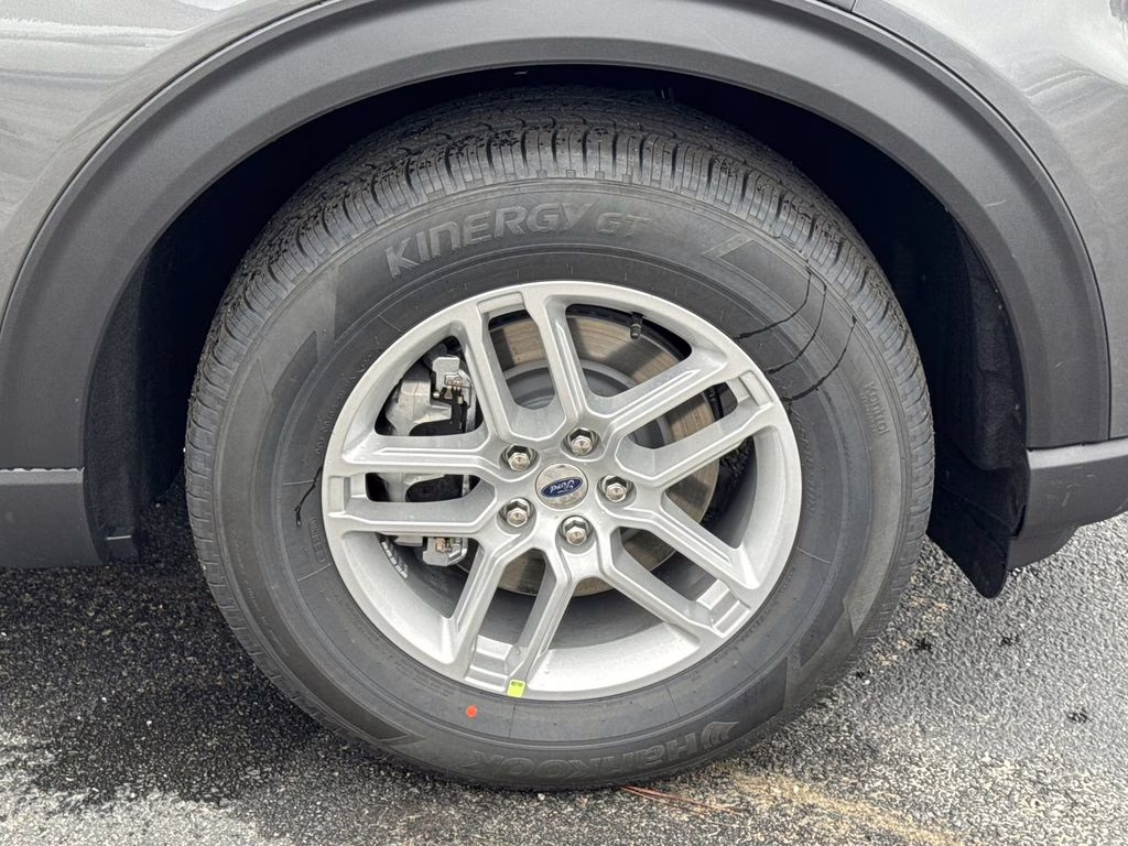 2026 Gray Metallic Ford Explorer Active RWD SUV