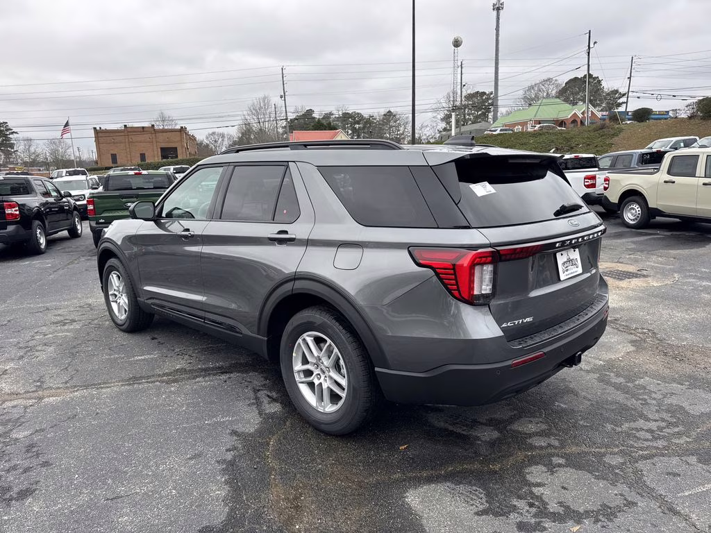 2026 Gray Metallic Ford Explorer Active RWD SUV