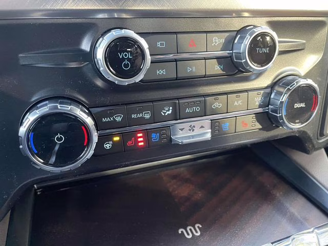 2026 Black Metallic Ford Super Duty F-250 SRW King Ranch 4X4 Truck