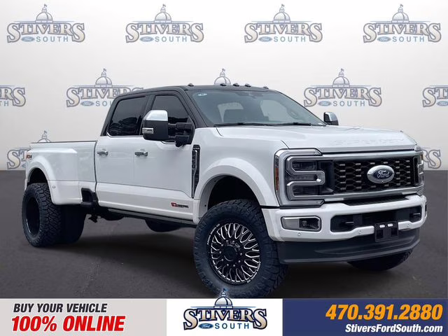 2026 White Metallic Ford Super Duty F-450 DRW Platinum 4X4 Truck