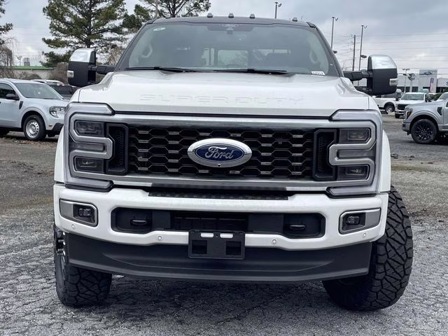 2026 White Metallic Ford Super Duty F-450 DRW Platinum 4X4 Truck