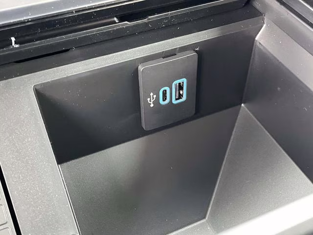 2026 White Metallic Ford Super Duty F-450 DRW Platinum 4X4 Truck