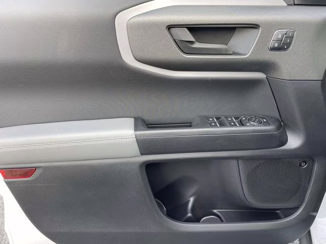 2025 Oxford White Ford Bronco Sport Badlands 4X4 SUV