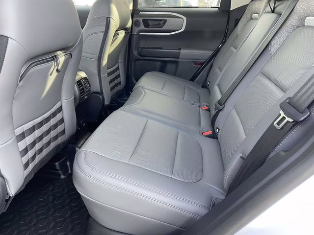 2025 Oxford White Ford Bronco Sport Badlands 4X4 SUV