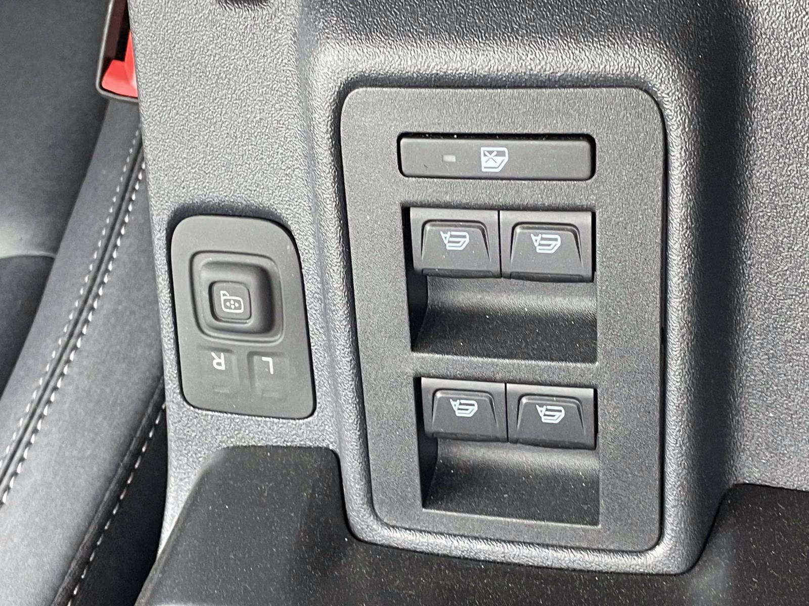 2025 Shadow Black Ford Bronco Big Bend 4X4 SUV