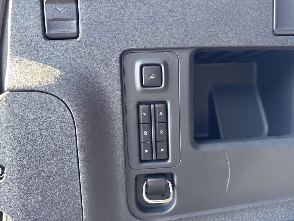 2026 White Metallic Ford Expedition Max Active RWD SUV