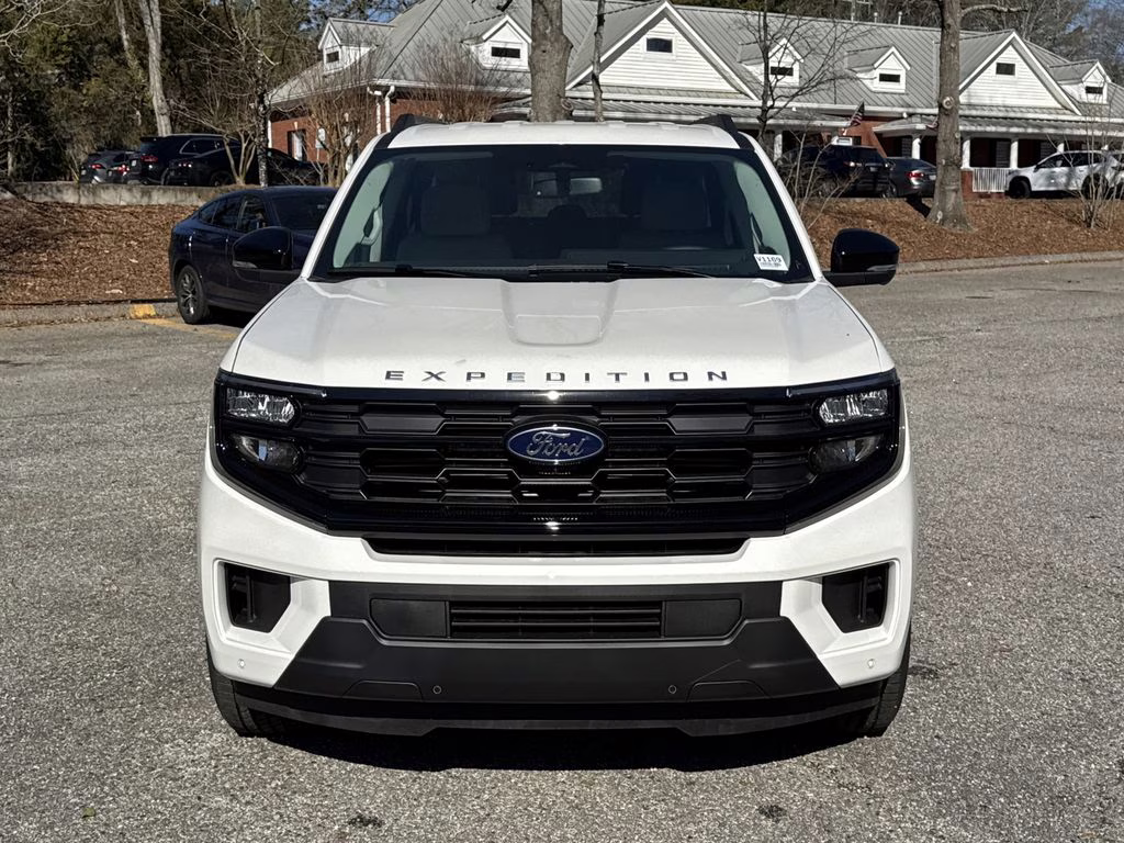 2026 White Metallic Ford Expedition Max Active RWD SUV