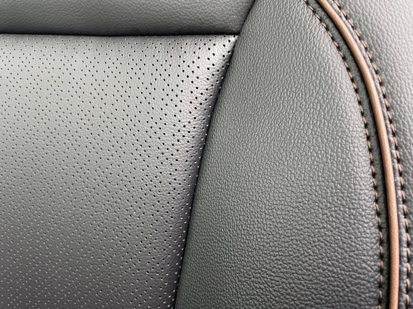 2026 Avalanche Ford Super Duty F-250 SRW Lariat 4X4 Truck