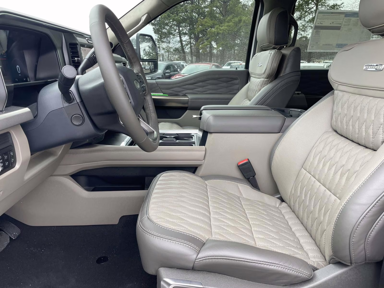 2026 White Metallic Ford Super Duty F-450 DRW Platinum 4X4 Truck