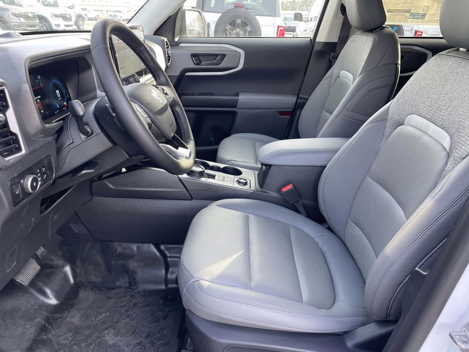 2025 Oxford White Ford Bronco Sport Badlands 4X4 SUV