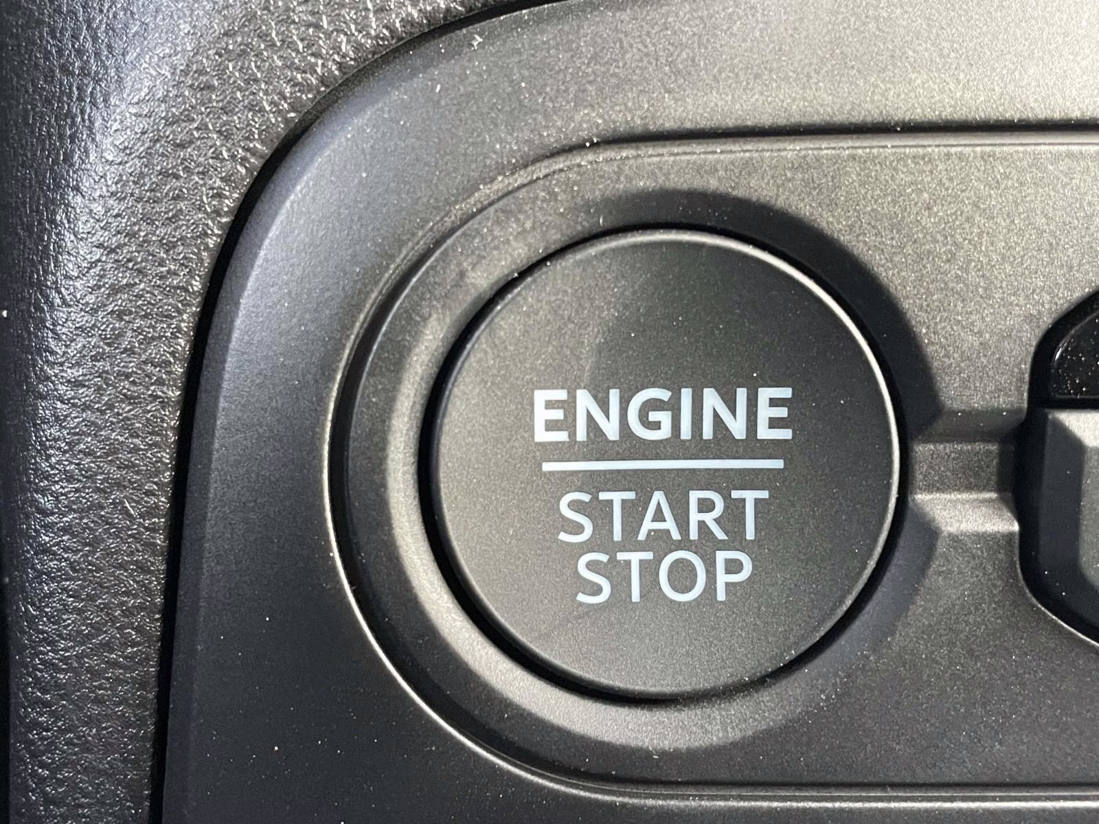 2025 Oxford White Ford Bronco Sport Badlands 4X4 SUV