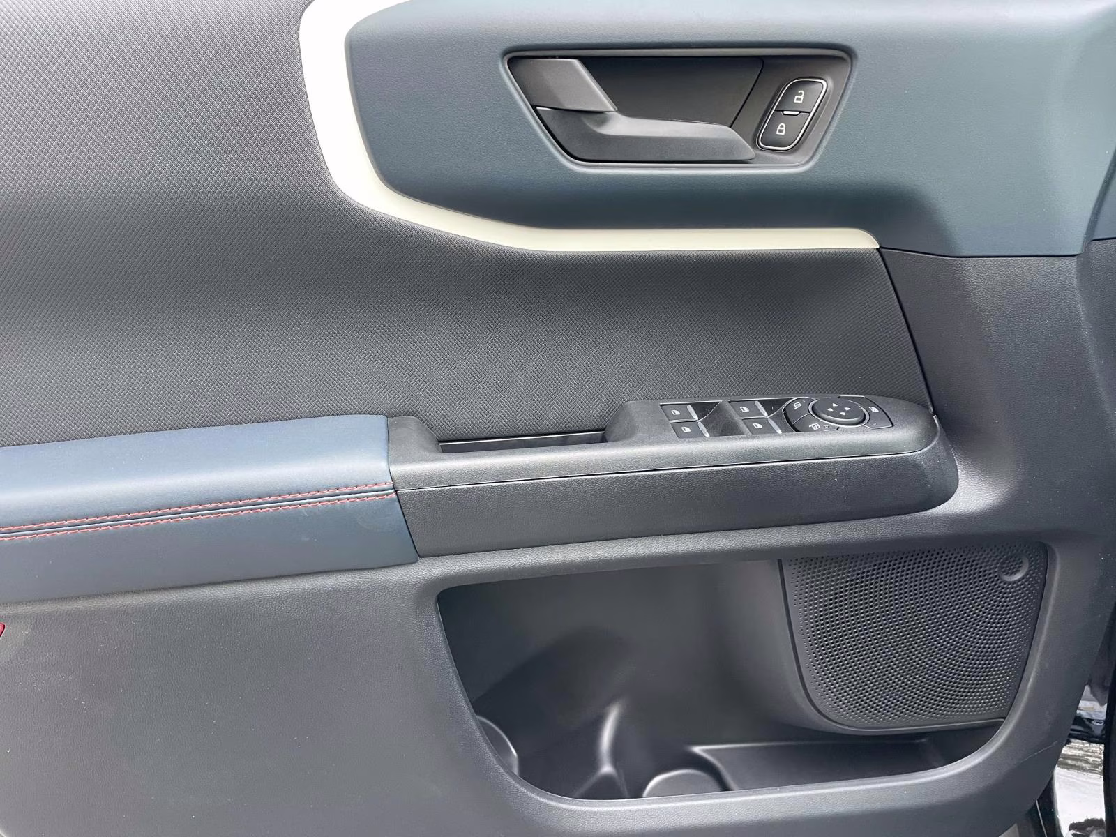 2025 Shadow Black Ford Bronco Sport Heritage 4X4 SUV