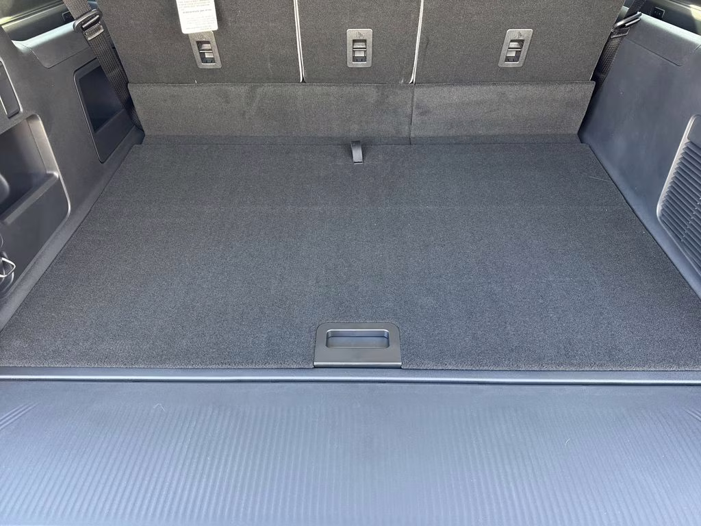 2026 White Metallic Ford Expedition Max Active RWD SUV