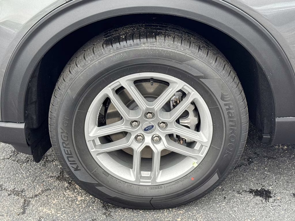 2026 Gray Metallic Ford Explorer Active RWD SUV