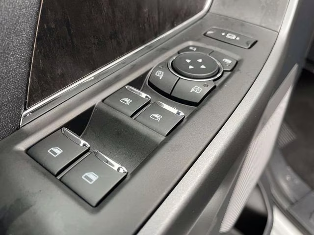 2026 Avalanche Ford Super Duty F-250 SRW Lariat 4X4 Truck