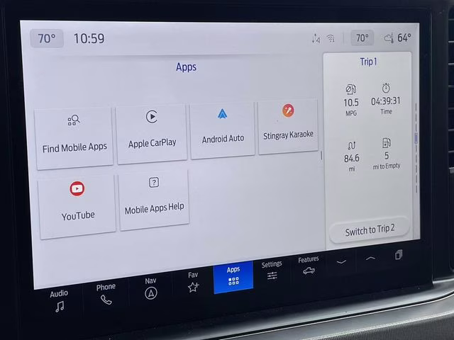 2026 White Metallic Ford Super Duty F-450 DRW Platinum 4X4 Truck