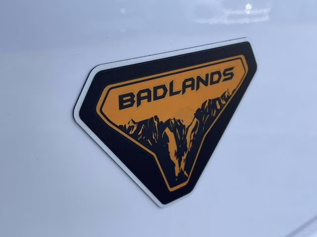 2025 Oxford White Ford Bronco Sport Badlands 4X4 SUV