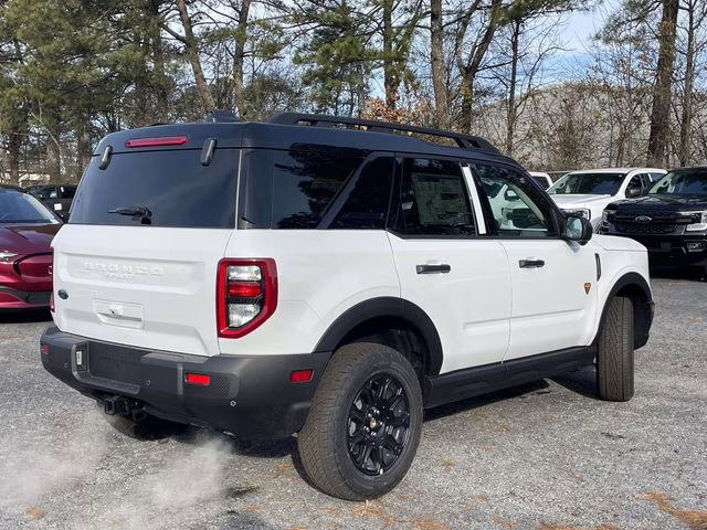 2025 Oxford White Ford Bronco Sport Badlands 4X4 SUV