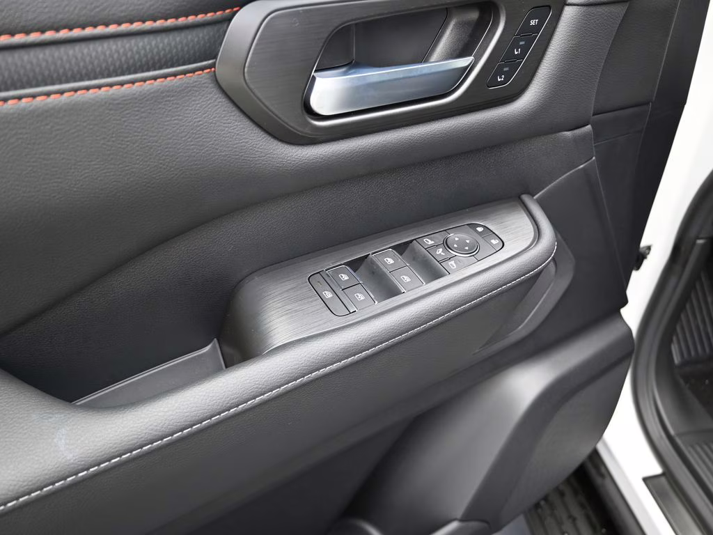 2026 Aspen White Tricoat Nissan Armada PRO-4X 4X4 SUV