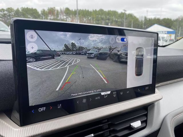 2026 Star White Metallic Tri-Coat Ford Explorer Active RWD SUV