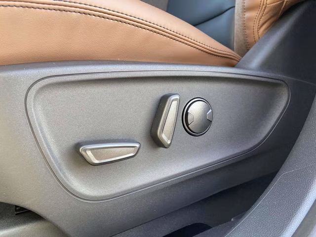 2025 Oxford White Ford Bronco Sport Outer Banks 4X4 SUV