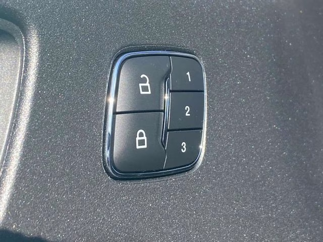 2025 Oxford White Ford Bronco Sport Outer Banks 4X4 SUV