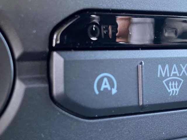 2025 Oxford White Ford Bronco Sport Outer Banks 4X4 SUV