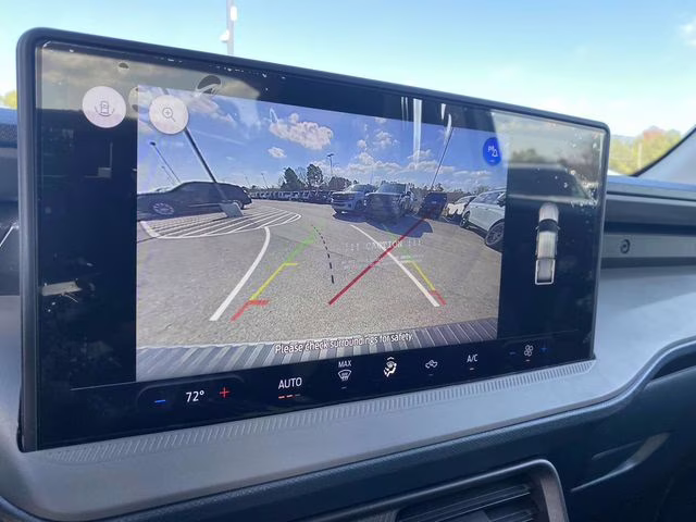 2026 White Metallic Ford Maverick XL AWD Truck