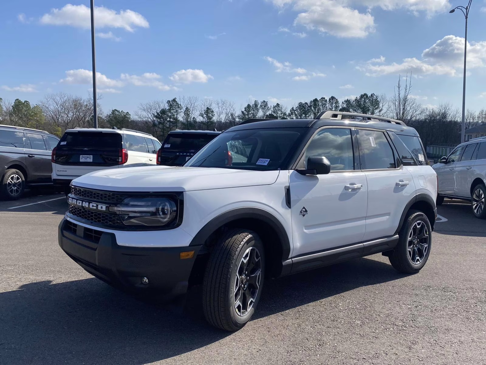 2025 Oxford White Ford Bronco Sport Outer Banks 4X4 SUV
