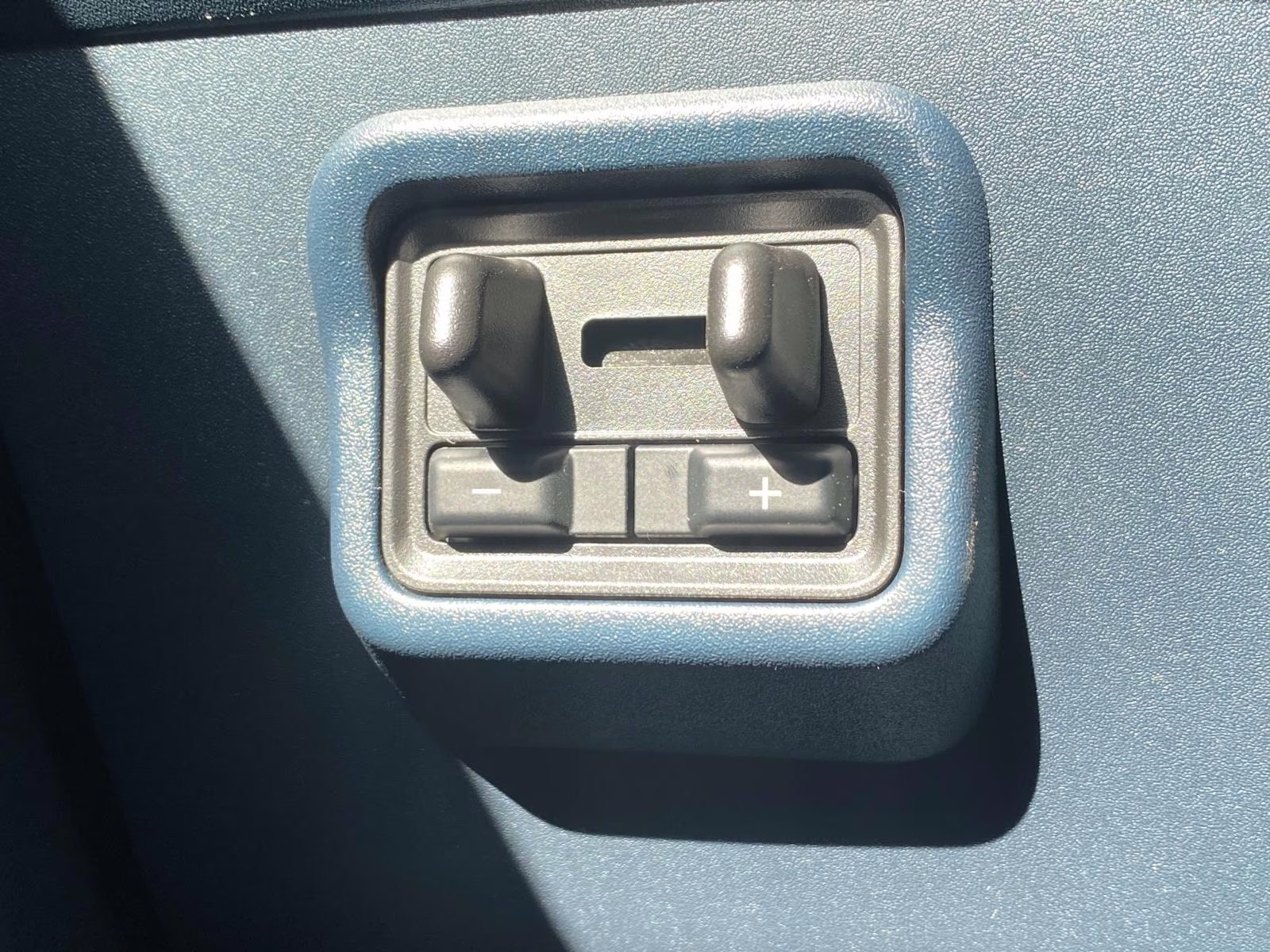 2026 White Metallic Ford Maverick XL AWD Truck