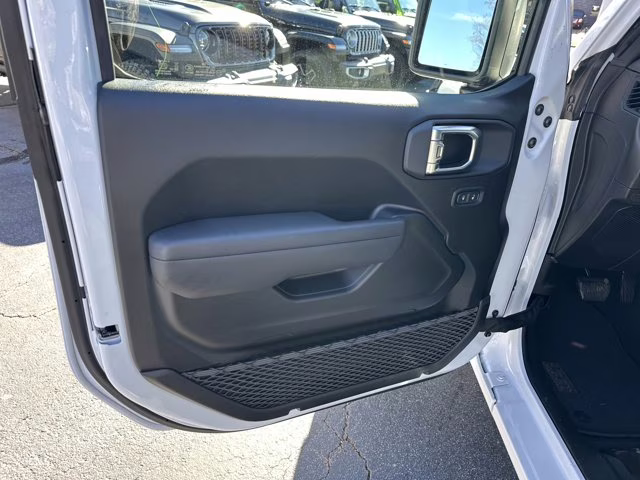 2026 Bright White Clearcoat Jeep Wrangler Sport 4X4 Convertible