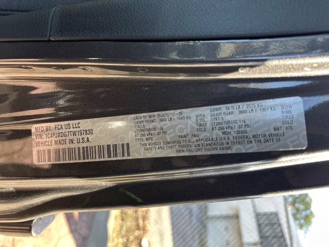 2026 Granite Crystal Metallic Clearcoat Jeep Wrangler Willys 4X4 Convertible