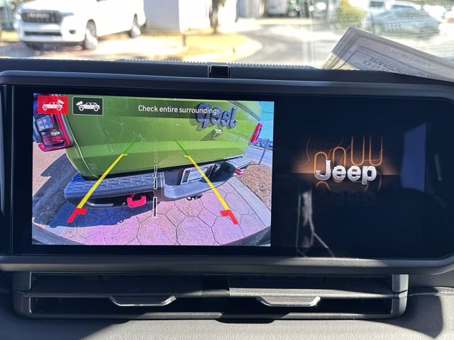 2026 granite crystal metallic clearcoat Jeep Wrangler Sahara 4X4 Convertible