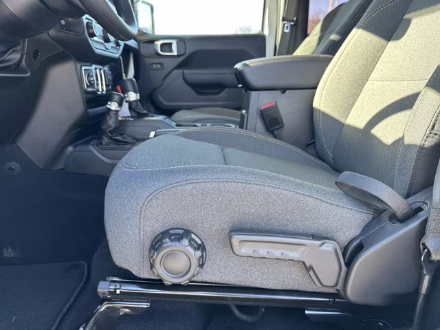 2026 Bright White Clearcoat Jeep Wrangler Sport 4X4 Convertible