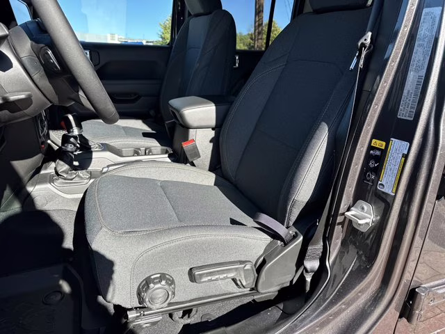 2026 Granite Crystal Metallic Clearcoat Jeep Wrangler Willys 4X4 Convertible