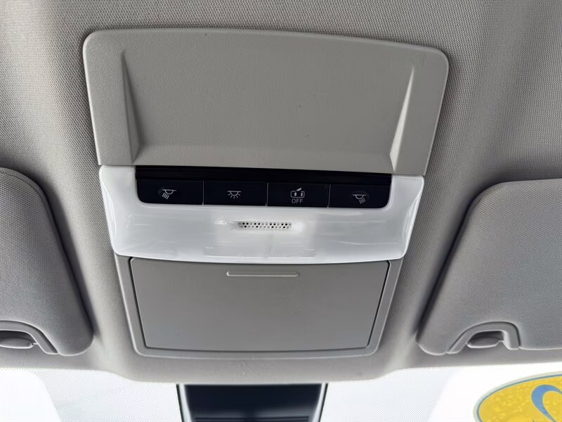 2022 Gun Metallic Nissan Altima 2.5 SV AWD Sedan