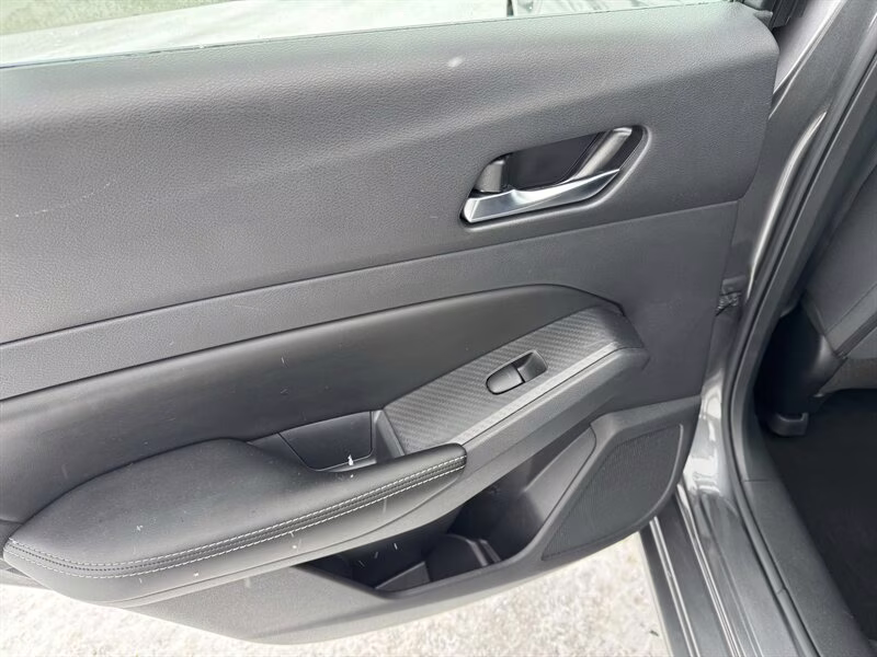 2022 Gun Metallic Nissan Altima 2.5 SV AWD Sedan