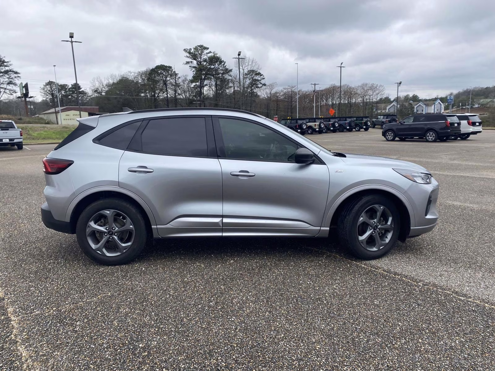 2023 Silver Metallic Ford Escape ST-Line FWD SUV