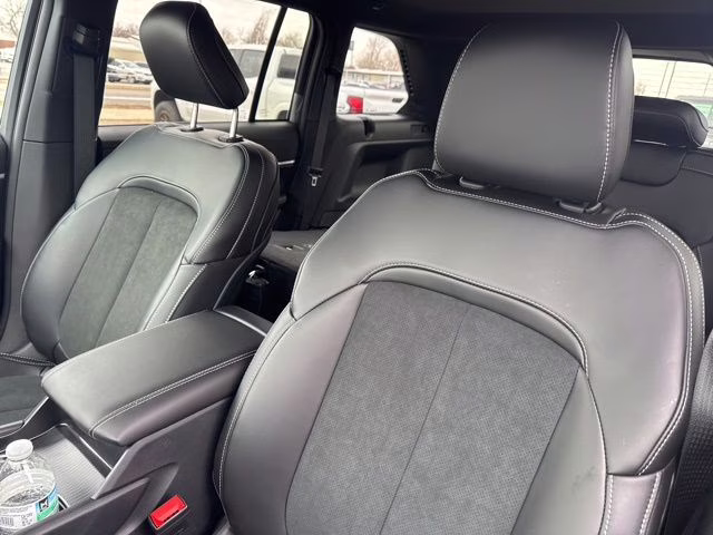 2026 Diamond Black Jeep Grand Cherokee Altitude RWD SUV