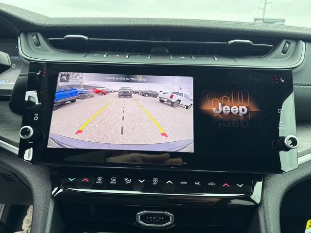 2026 Diamond Black Jeep Grand Cherokee Altitude RWD SUV