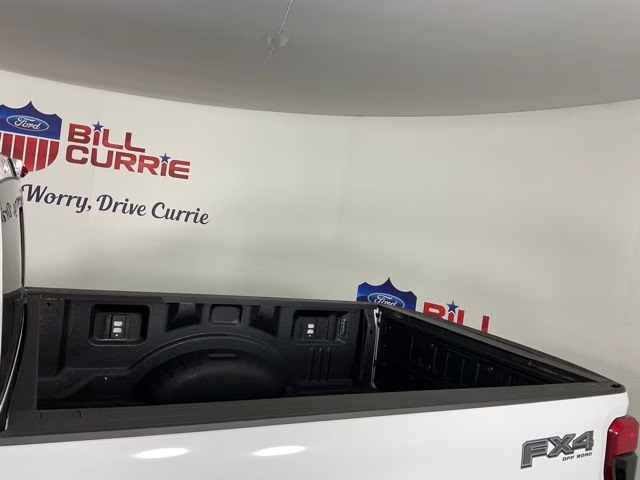 2026 Oxford White Ford Super Duty F-250 SRW XLT 4X4 Truck