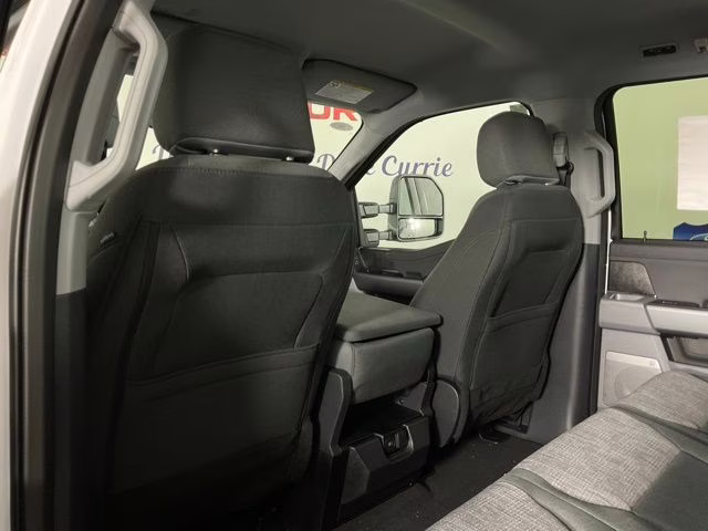 2026 Oxford White Ford Super Duty F-250 SRW XLT 4X4 Truck