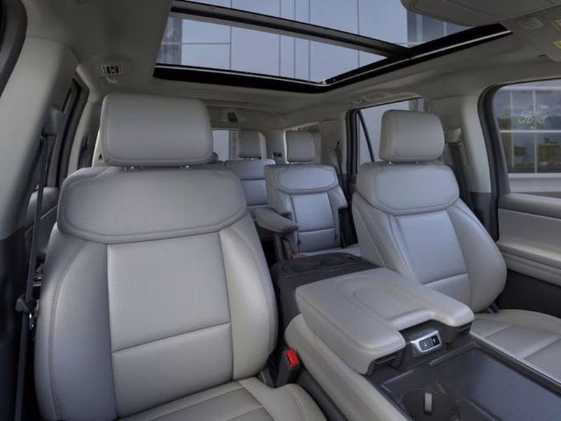 2026 Oxford White Ford Expedition Active RWD SUV