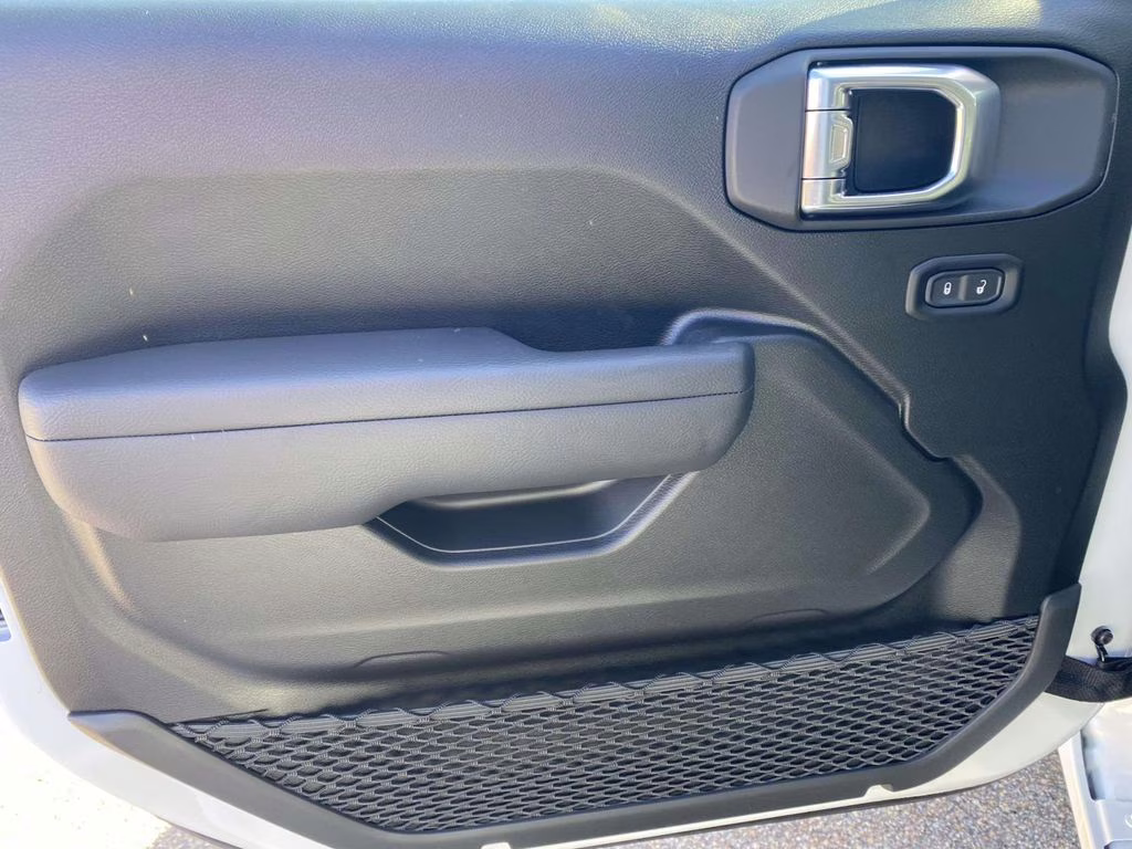 2026 bright white clearcoat Jeep Wrangler Sport 4X4 SUV