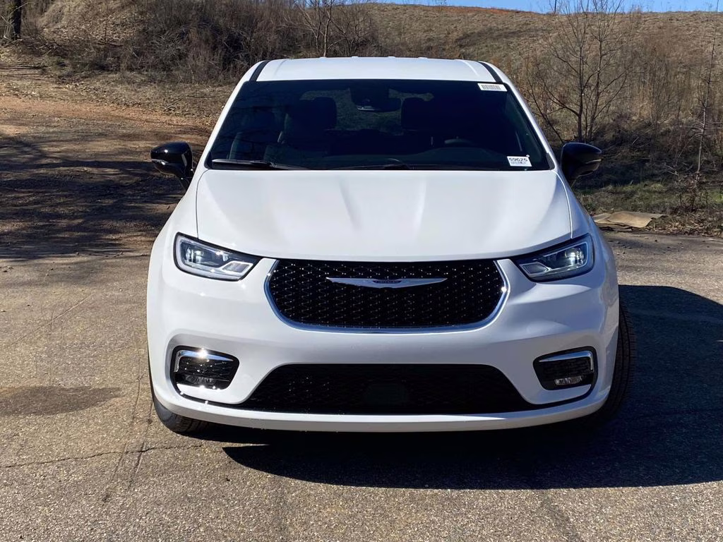 2026 Bright White Clearcoat Chrysler Pacifica Select FWD Van