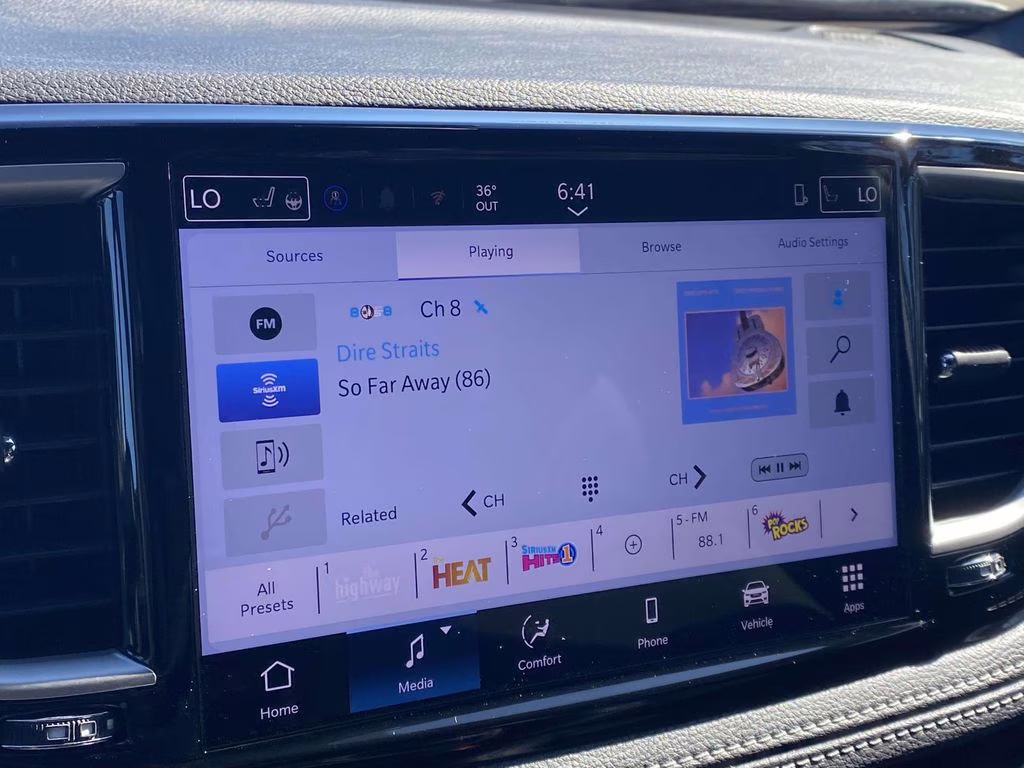 2026 Bright White Clearcoat Chrysler Pacifica Select FWD Van