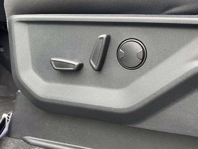 2026 Avalanche Ford F-150 XLT 4X4 Truck