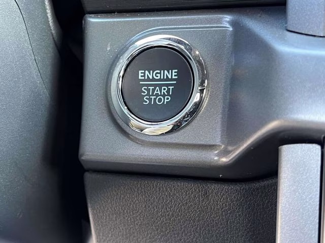 2026 Avalanche Ford F-150 XLT 4X4 Truck